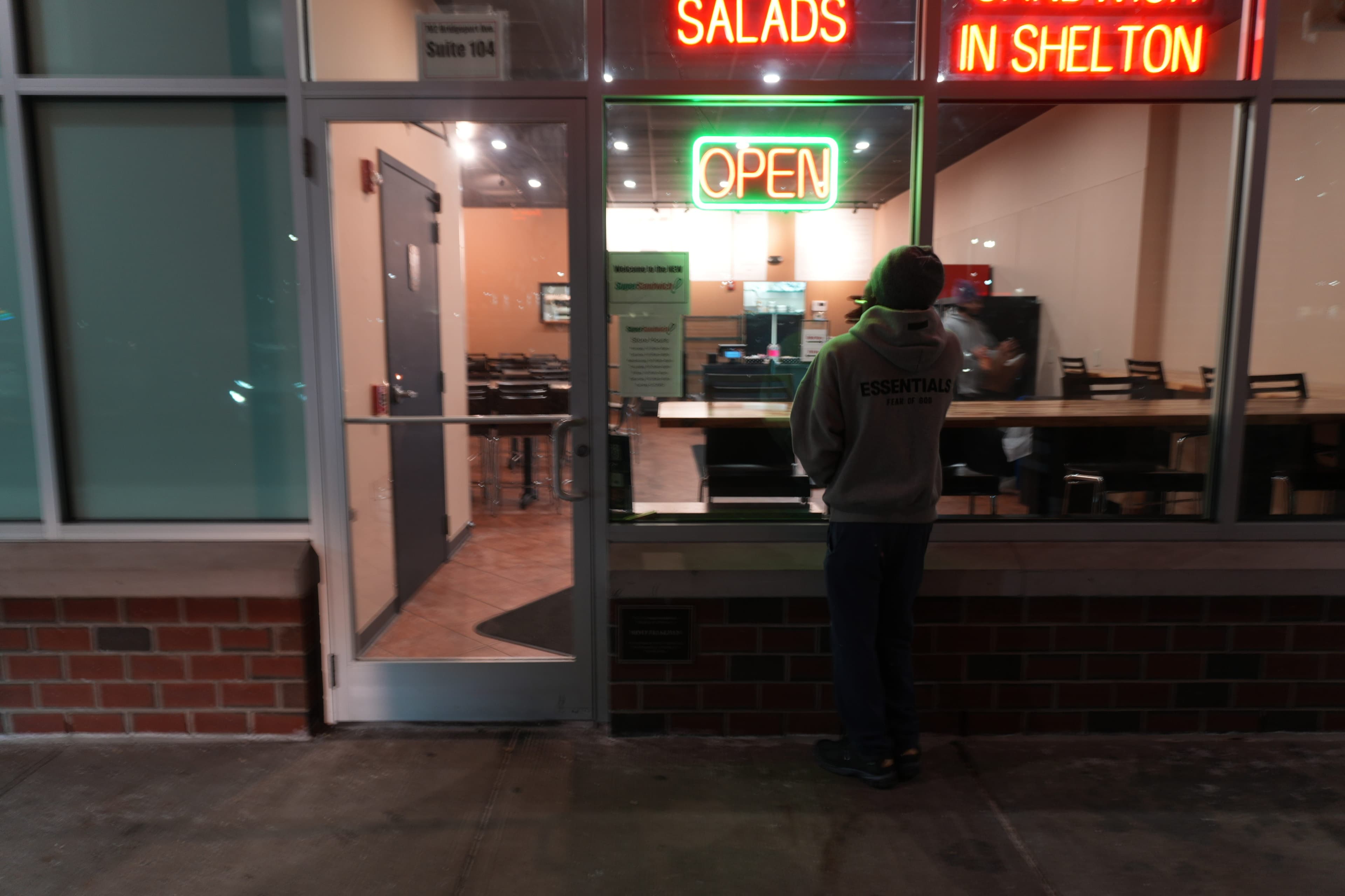 SUPER SANDWHICH — 2