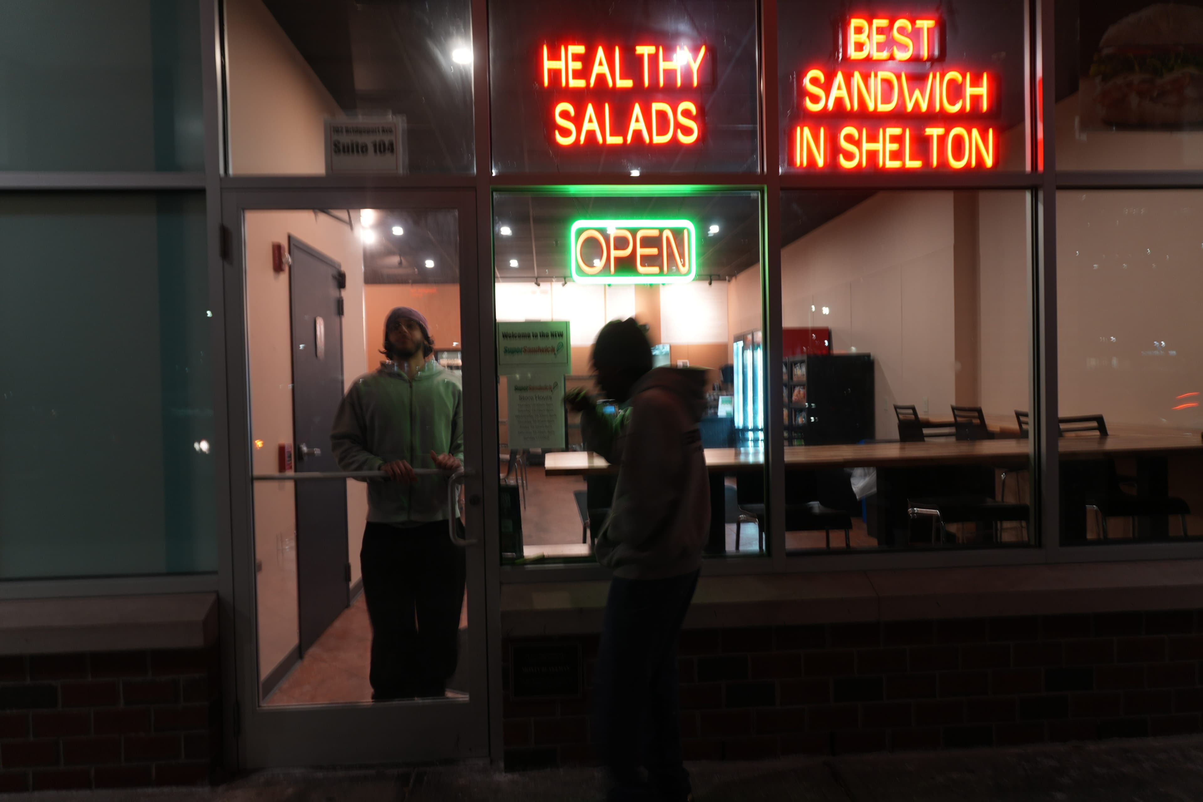 SUPER SANDWHICH — 4